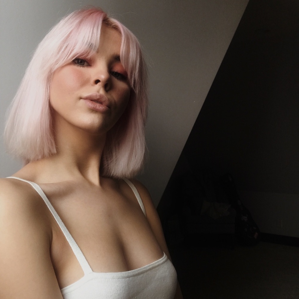 Meet your Posher, Abby